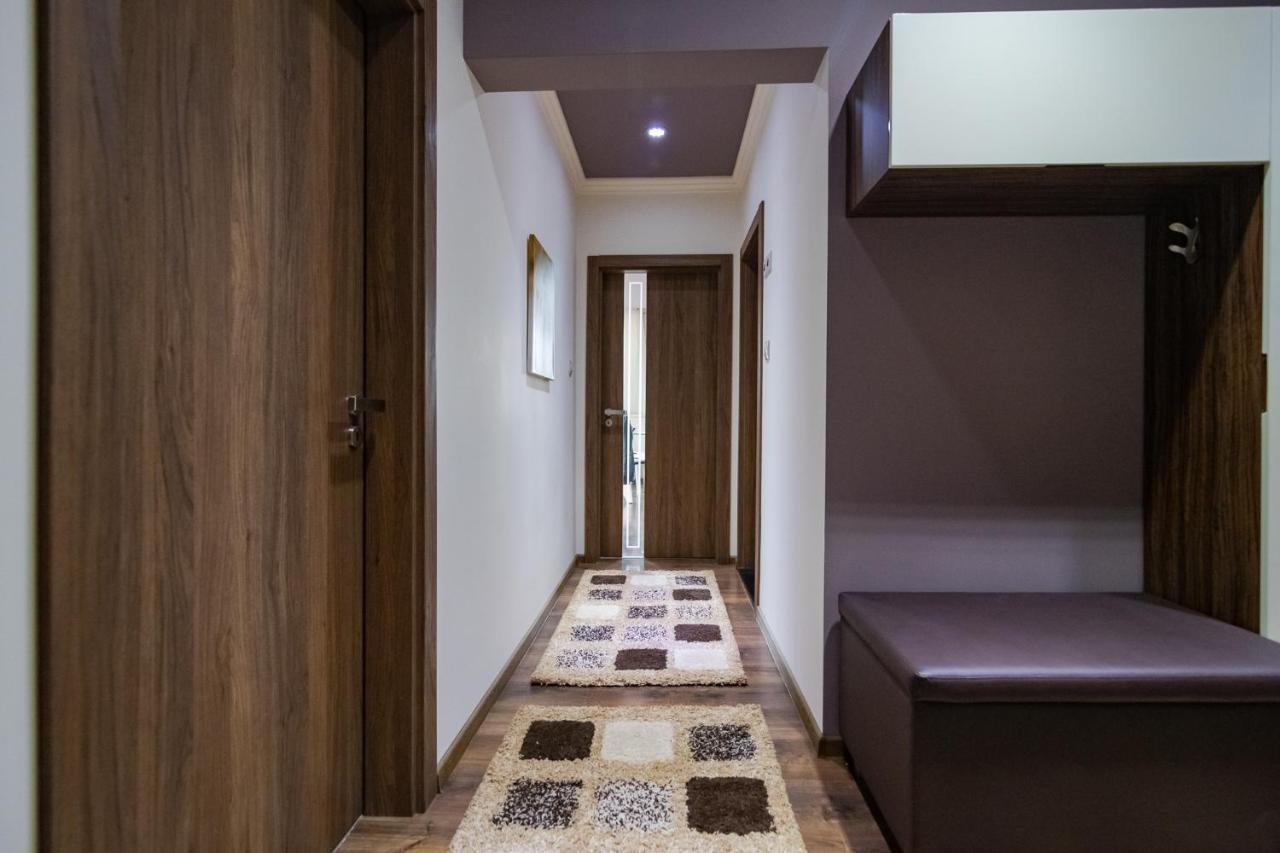 Cosy Luxury Flat In The Centrum- 90Sqm - 3 Rooms. Varna Exterior photo